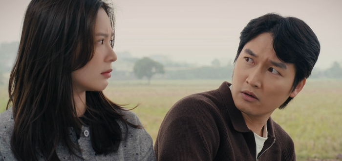 Cặp vợ chồng Ngọc Huyền - Đình Tú lần đầu thành đôi trong phim Ngược Đường Ngược Nắng.