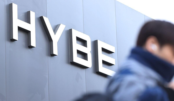 SM và HYBE 'đổi sân': Cuộc chơi quyền lực mới của các 'ông lớn' Kpop đang bắt đầu? Ảnh 4