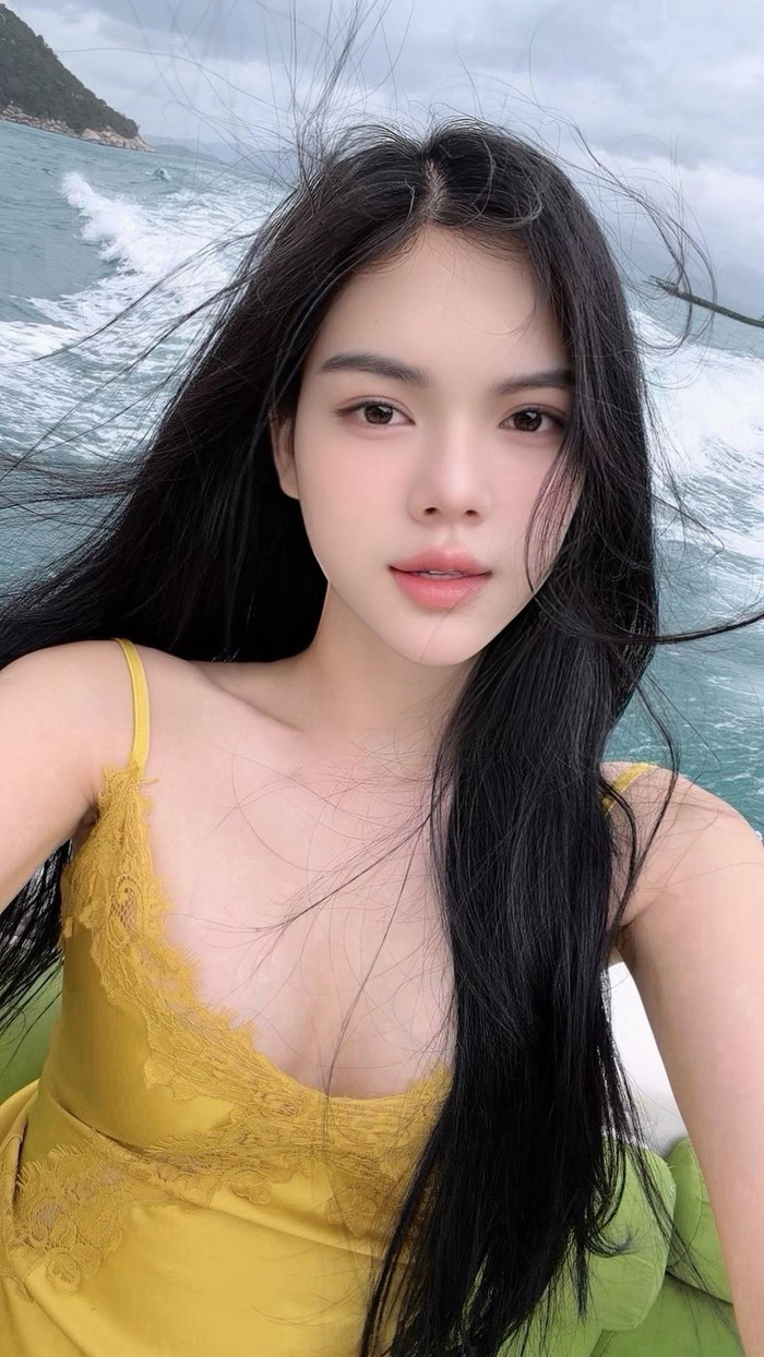 Cách đây không lâu, nữ diễn viên tiết lộ phải nhập viện hai lần chỉ trong vòng một tháng.