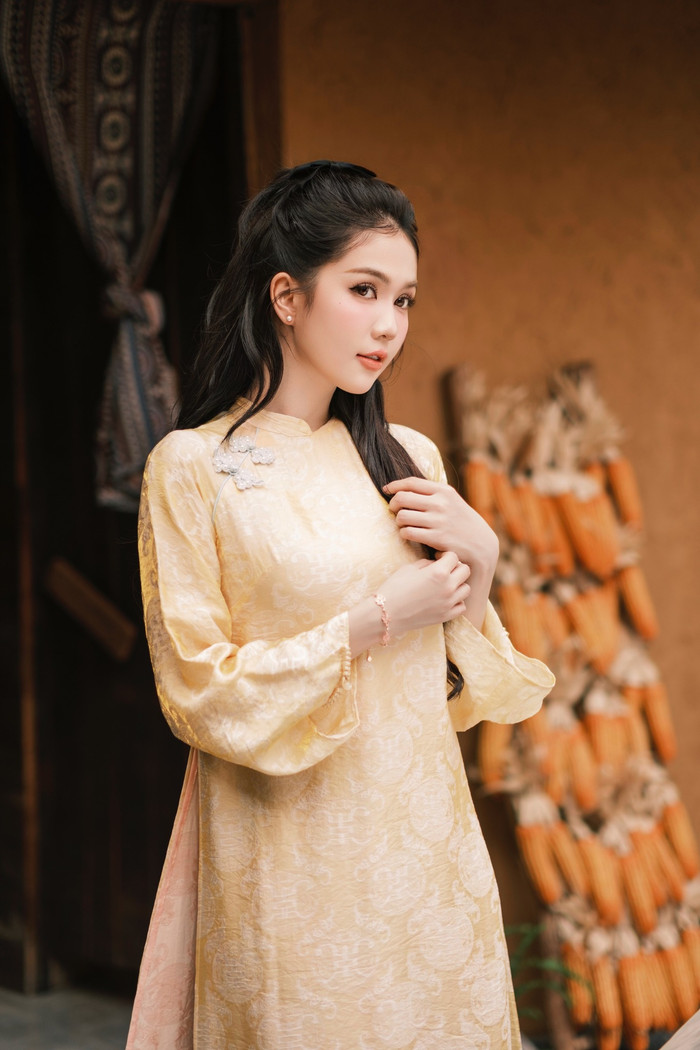 Ngọc Trinh được nhiều khán giả đánh giá tích cực ở kỹ năng diễn xuất trên màn ảnh rộng.