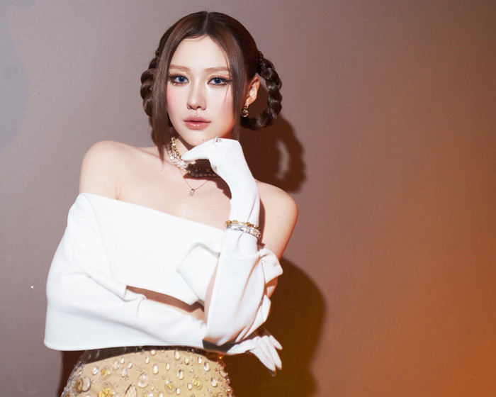 Uyển Ân nỗ lực chứng minh khả năng diễn xuất độc lập sau khi rời 'vòng tay' anh trai. - Ảnh: FBNV