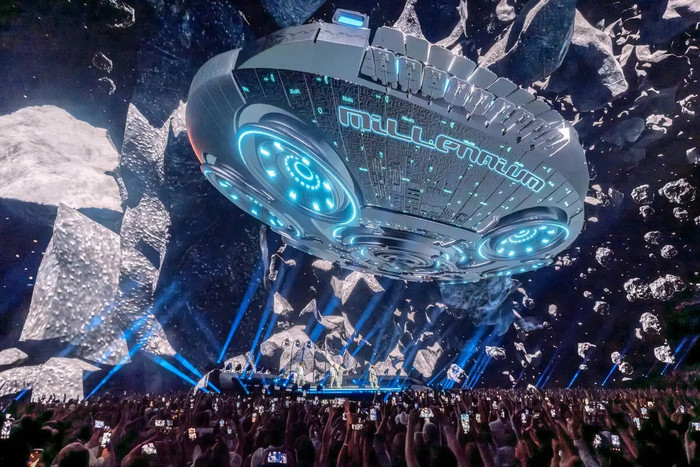 Cảnh mở màn chuỗi đêm diễn 'Into The Millennium' của Backstreet Boys tại Sphere. Chuỗi đêm diễn khai mạc vào thứ Sáu, ngày 11 tháng 7 và kéo dài đến ngày 24 tháng 8. (Ảnh: Justin Segura).