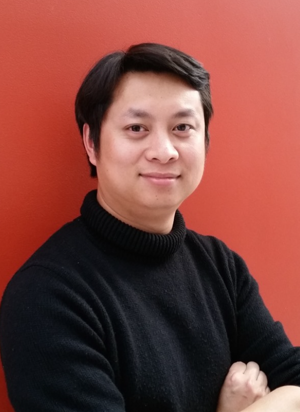 Nguyễn Thành Vinh theo đuổi lĩnh vực hóa học hữu cơ, đạt học hàm Phó Giáo sư