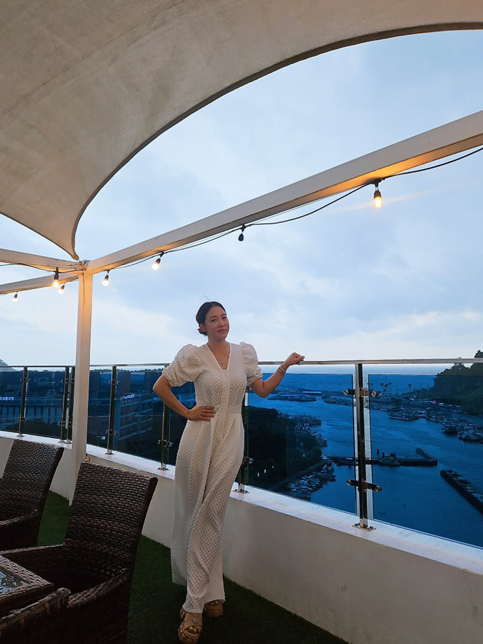 Nữ ca sĩ nổi tiếng lộ clip ngoại tình, phải trốn khỏi showbiz Ảnh 2