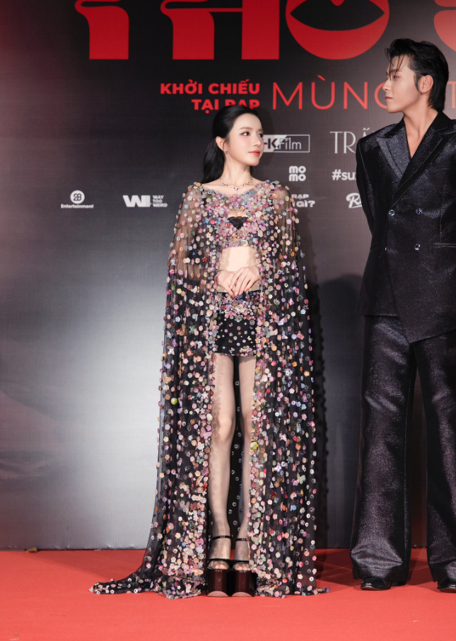 LyLy xuất hiện tại sự kiện ra mắt phim Thỏ Ơi!!, dự án điện ảnh đầu tay giúp nữ ca sĩ gây chú ý