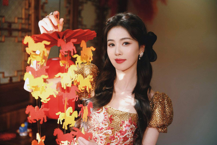 Bạch Lộc hiện là nữ diễn viên 9x có thành tích các phim đồng đều bậc nhất (Ảnh: Weibo).