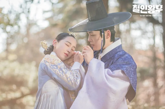 8 bộ phim chứng minh đẳng cấp diễn xuất của Shin Hye Sun: Hạng 1 được khen tuyệt đối Ảnh 7