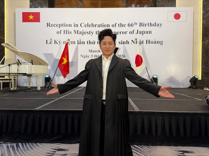 Tùng Dương lên tiếng khi bị so sánh với 2 diva nhạc Việt Ảnh 2