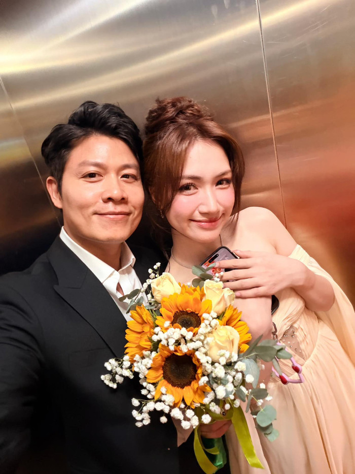 Nhạc sĩ Nguyễn Văn Chung và Hòa Minzy.