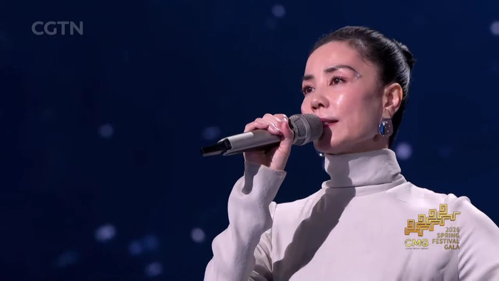 'Bà trùm showbiz' lên tiếng bênh vực Vương Phi Ảnh 3