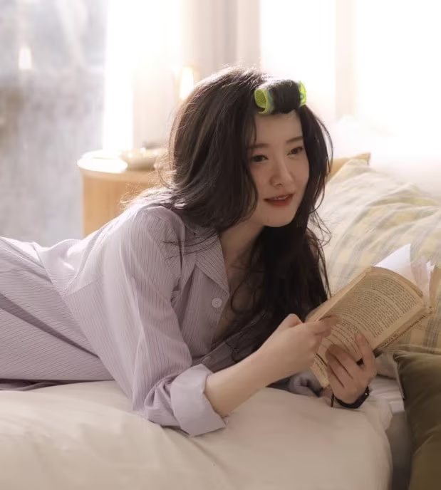 Goo Hye Sun đã nói rõ việc bán sản phẩm có giá trị cao thông qua tài khoản cá nhân. Ảnh: IGNV