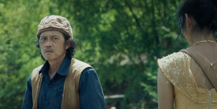 Hoài Linh trong phim điện ảnh Làm giàu với ma – dự án góp phần tạo nên tổng doanh thu khoảng 229 tỷ đồng