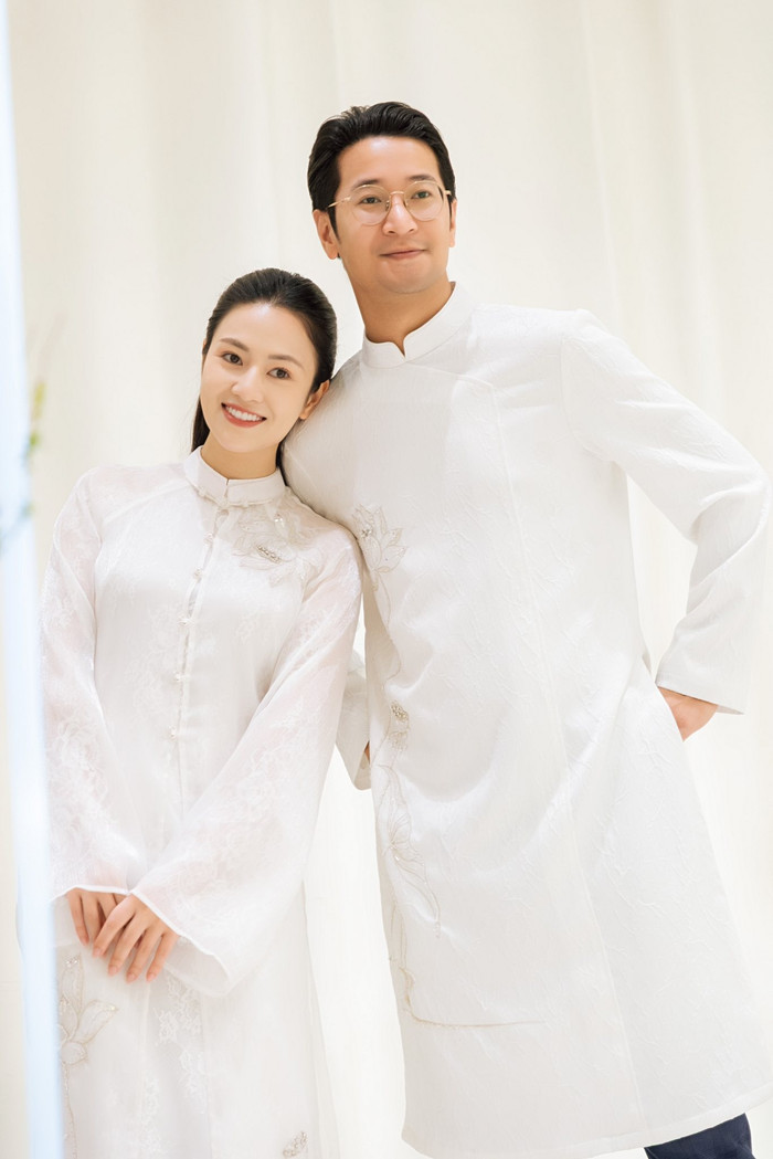 Việt Hoa vừa đăng tải bài viết mới trên trang cá nhân (Ảnh: FBNV).