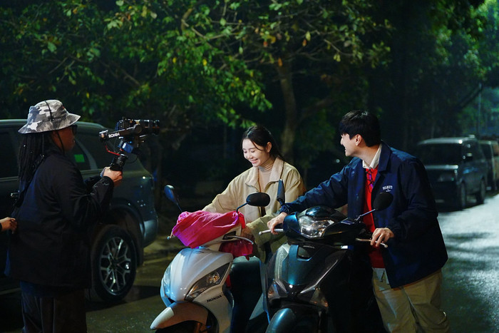 Mối quan hệ giữa Quỳnh Kool và Huỳnh Anh có khoảng cách lớn về điều kiện sống của cả hai (Ảnh: FBNV).