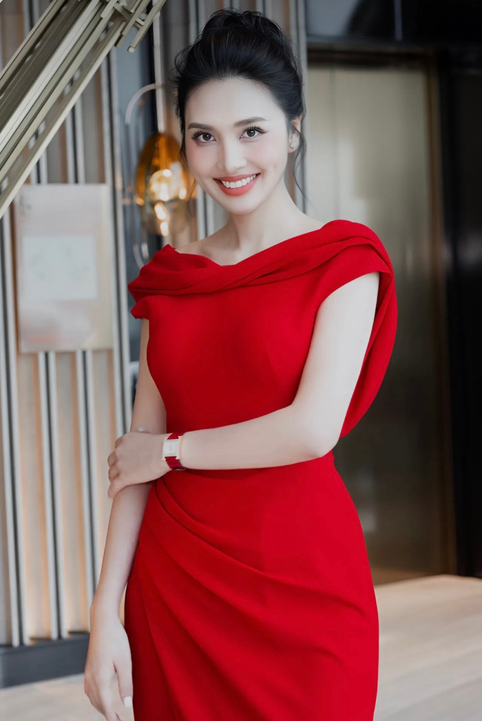 Bà Huỳnh Thanh Tuyền (Phó Chủ tịch Tập đoàn truyền thông Cát Tiên Sa) cho biết: “Chúng tôi rất vinh dự được đồng hành cùng Gmobile và Xanh SM trong việc phát triển các giải pháp viễn thông dành riêng cho cộng đồng tài xế”.