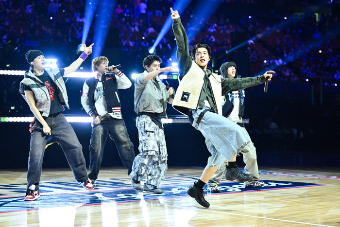 CORTIS bị chỉ trích 'nỗi xấu hổ quốc gia' Ảnh 8