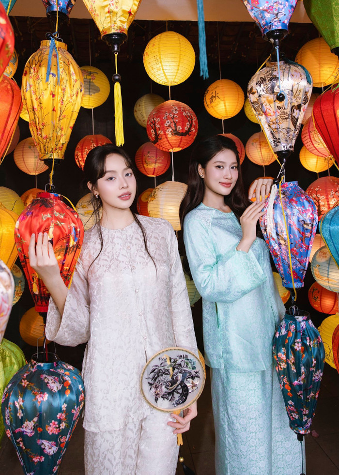 Thanh Thủy và Thiên Ân thường chụp ảnh mỗi khi có dịp gặp nhau. Ảnh: FBNV