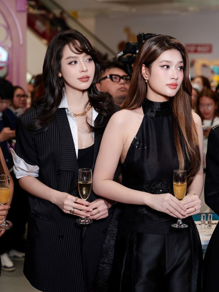 Thanh Thủy và Thiên Ân khoe trọn visual xinh đẹp khi xuất hiện chung một khung hình. Ảnh: IGNV