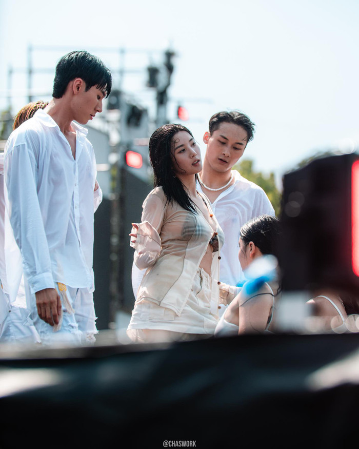 'Nữ thần gợi cảm' Kwon Eunbi đang tìm kiếm 'bến đỗ mới' Ảnh 2