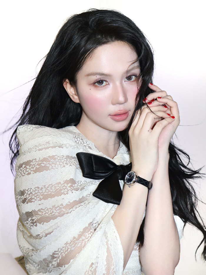 Trong vài năm gần đây, Ngọc Trinh chỉ tập trung cho công việc kinh doanh. Ảnh: FBNV