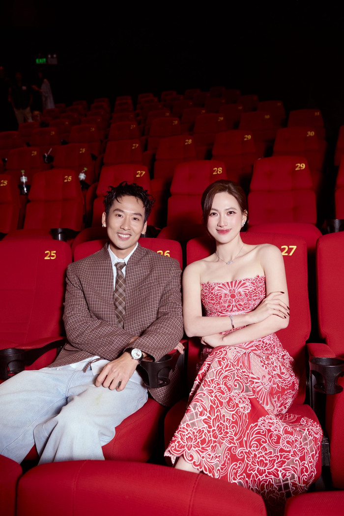 Việc liên tiếp góp mặt trong những dự án đạt doanh thu cao cho thấy sức hút ổn định của cặp đôi Tuấn Trần và Phương Anh Đào trên màn ảnh rộng (Ảnh: FBNV).