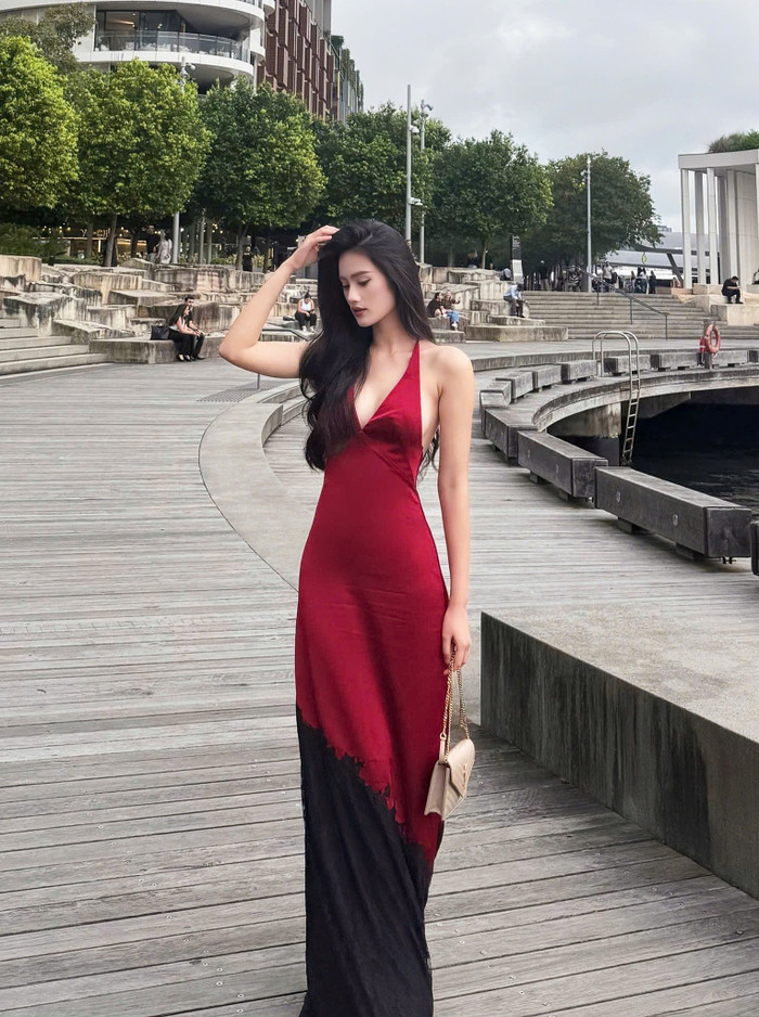 Hoa hậu Ý Nhi quyến rũ ở Úc Ảnh 2