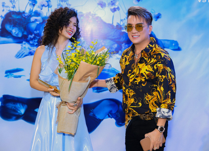 Đàm Vĩnh Hưng đã dành lời khen cho nữ ca sĩ từng là học trò cưng tại Giọng hát Việt 2012 - Đồng Lan.