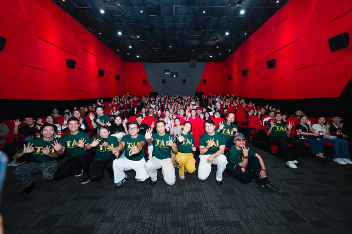 Dàn diễn viên phim Tài gặp gỡ khán giả trong chuỗi cinetour quảng bá tại nhiều tỉnh thành