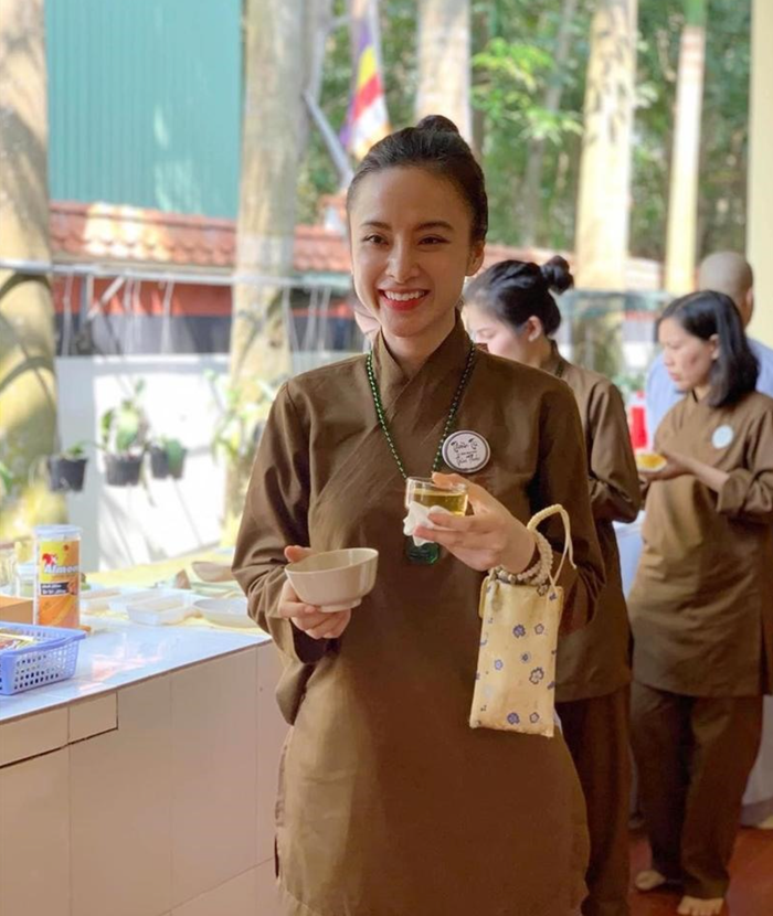 Dù ít đóng phim, các vai diễn thời thơ ấu của cô vẫn được khán giả nhớ đến.