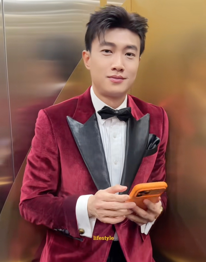 Quốc Trường khá thoải mái khi nhắc việc chụp ảnh cưới với Ngọc Trinh. Ảnh: lifestyle