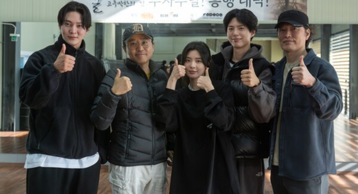 Dàn diễn viên và ê-kíp của phim Kal: Sword of Godumakhan.