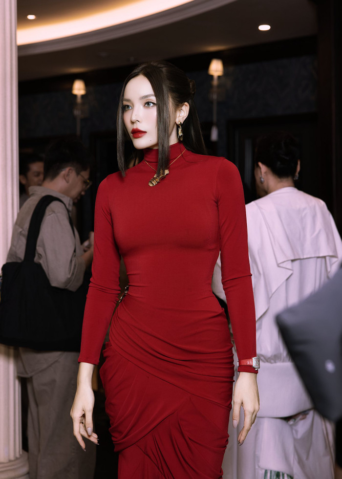 Kỳ Duyên đang tận hưởng cuộc sống độc thân giàu có, sang chảnh. Ảnh: FBNV