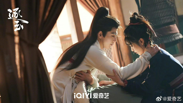 Bộ phim Trục Ngọc do Trương Lăng Hách và Điền Hi Vi đóng chính hiện đang gây sốt màn ảnh nhỏ.