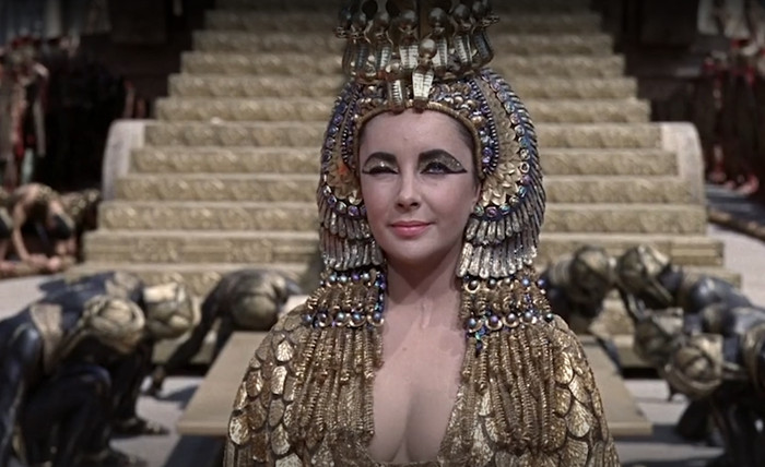 Chuyện kỳ lạ trong MV mới của Taylor Swift Ảnh 2