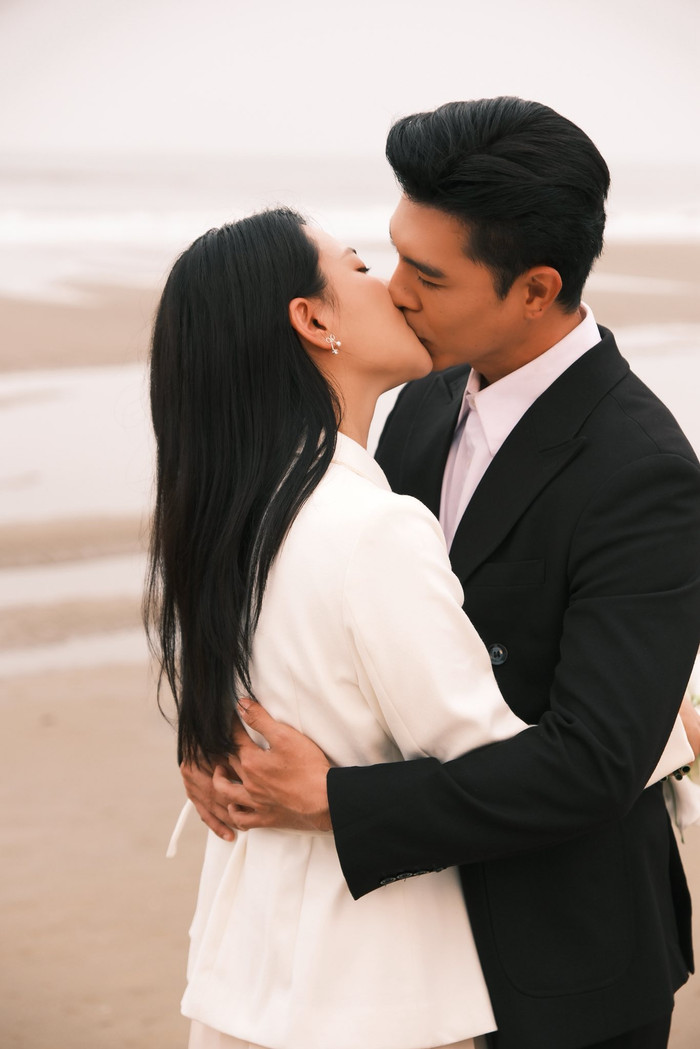 Phản ứng hoá học bùng nổ trong 2 tập cuối của Không Giới Hạn. - Ảnh: FBNV