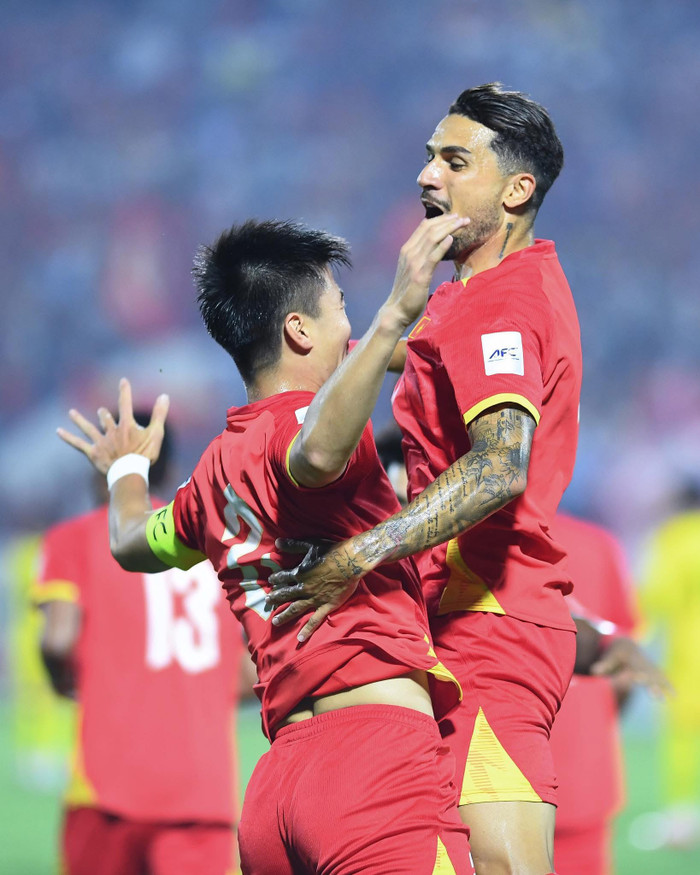 Hoàng Hên là ngôi sao mới của tuyển Việt Nam. Ảnh: CLB Hà Nội