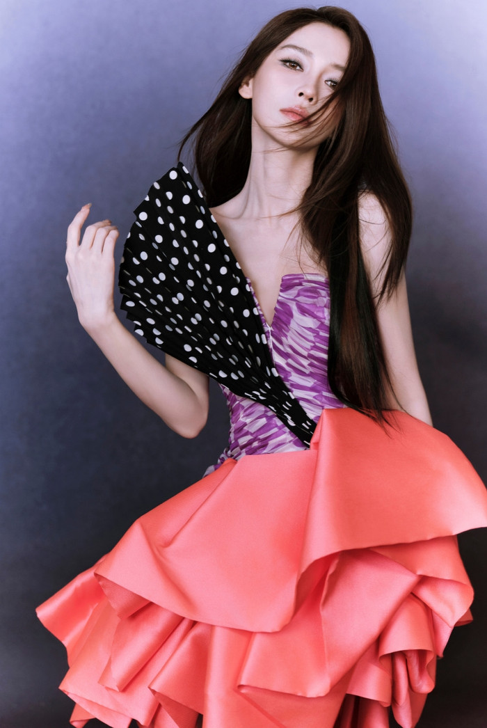 Angelababy tái xuất âm nhạc sau 10 năm Ảnh 1