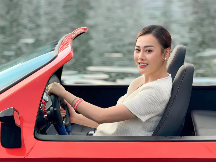 Động thái mới của Phương Oanh trên trang cá nhân cho thấy nữ diễn viên đã có vượt qua được giai đoạn khó khăn. - Ảnh: FBNV