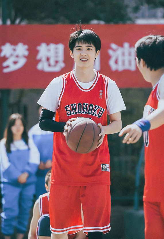 Top 10 mỹ nam sở hữu nhan sắc thanh tú gây sốt màn ảnh Hoa ngữ: Dương Dương, Tiêu Chiến dẫn đầu Ảnh 6