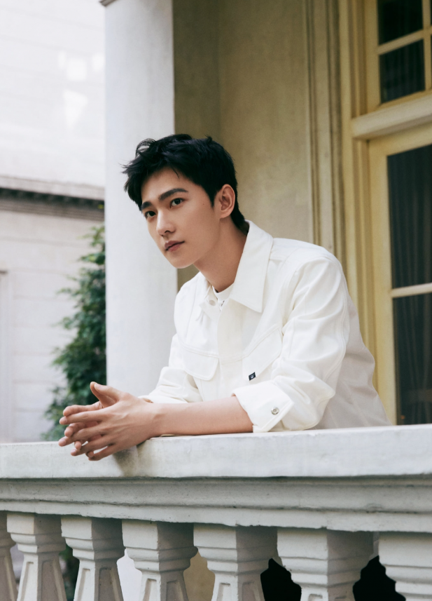 Top 10 mỹ nam sở hữu nhan sắc thanh tú gây sốt màn ảnh Hoa ngữ: Dương Dương, Tiêu Chiến dẫn đầu Ảnh 2