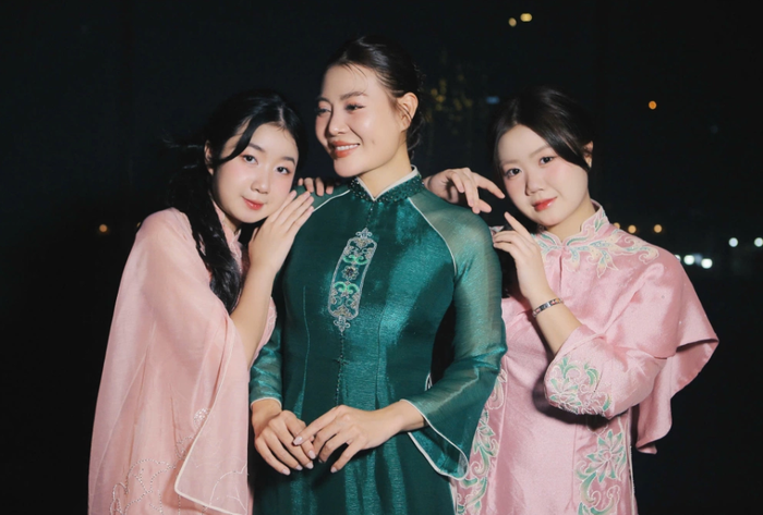 Sau ly hôn, nữ diễn viên lựa chọn cuộc sống ổn định bên gia đình và hai con gái