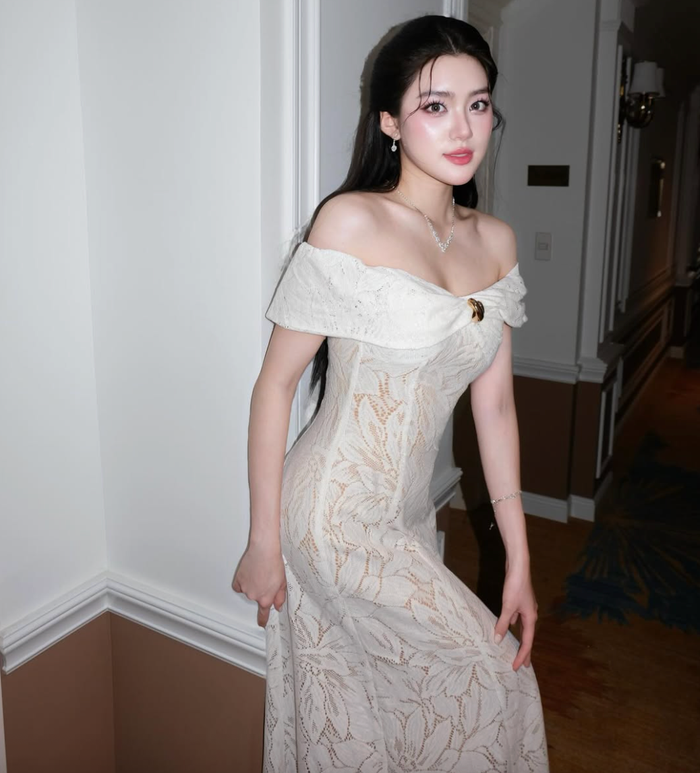 Visual xinh đẹp của Phương Oanh loạt ảnh cũ. Ảnh: IGNV