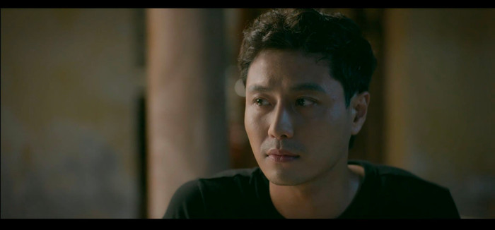 Việc nhân vật Thành (Thanh Sơn) chủ động thừa nhận tình cảm với Chi (Hoàng Hà) được xem là bước tiến lớn trong hành trình phát triển nhân vật.