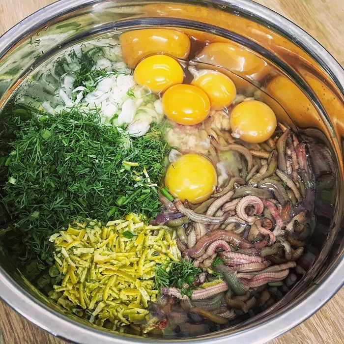 Rươi Tứ Kỳ - đặc sản nổi tiếng ở quê Văn Toàn.