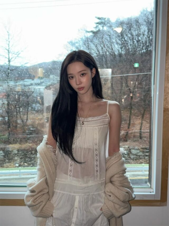 Điểm cộng lớn nằm ở thần thái và visual ngày một thăng hạng của nữ idol.