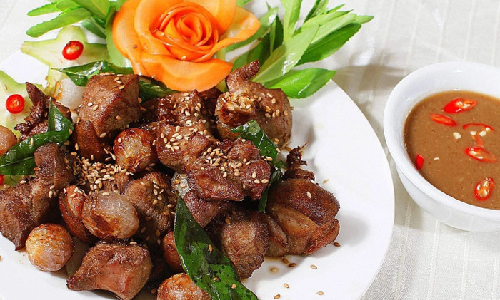 Thịt dê núi Ninh Bình.