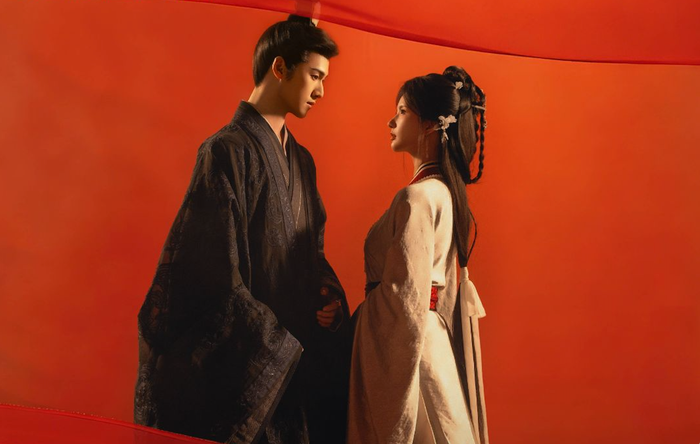 Chuyển thể từ tiểu thuyết Kim Ngân Thác, bộ phim xoay quanh hành trình vươn lên của Cố Lương Thần - một tiểu thư từng rơi vào cảnh thất thế nhưng không chấp nhận số phận. Trên con đường khôi phục danh tiếng gia tộc, cô vướng vào những âm mưu quyền lực và dần nảy sinh tình cảm với Cố Thiên Lân. Tác phẩm gây chú ý nhờ hình tượng nữ chính mạnh mẽ cùng yếu tố quyền đấu - tình cảm đan xen.