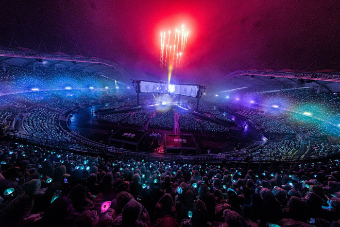 Sốc: 500 vòng tay vào cửa concert BTS bị đánh cắp, cảnh sát truy tìm nghi phạm Ảnh 1