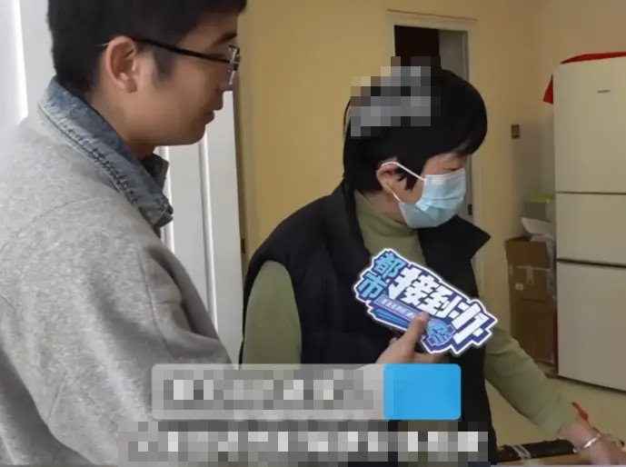 Phát hiện 'kho vàng' dưới gầm giường chồng bệnh, người vợ 'chết lặng' khi biết sự thật Ảnh 5