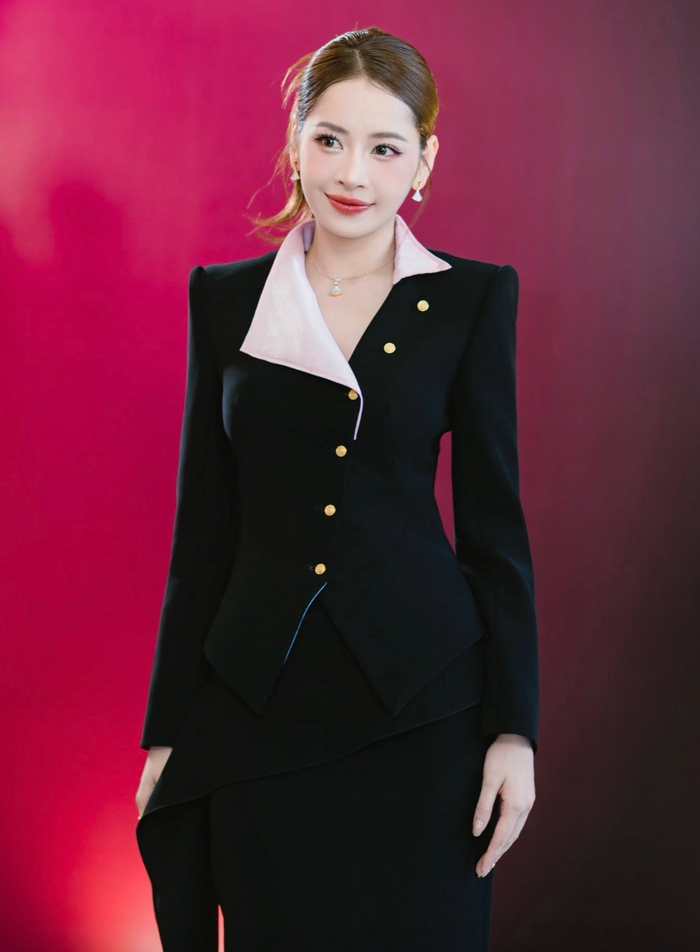 Chi Pu không ngần ngại chi tiền 'khủng' để mua quà cho người thân. Ảnh: FBNV